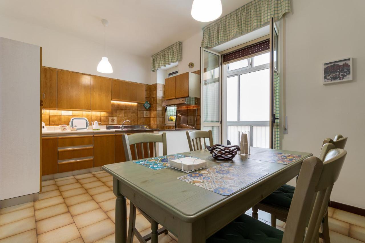 Chicca Casa Vacanze Бари Экстерьер фото